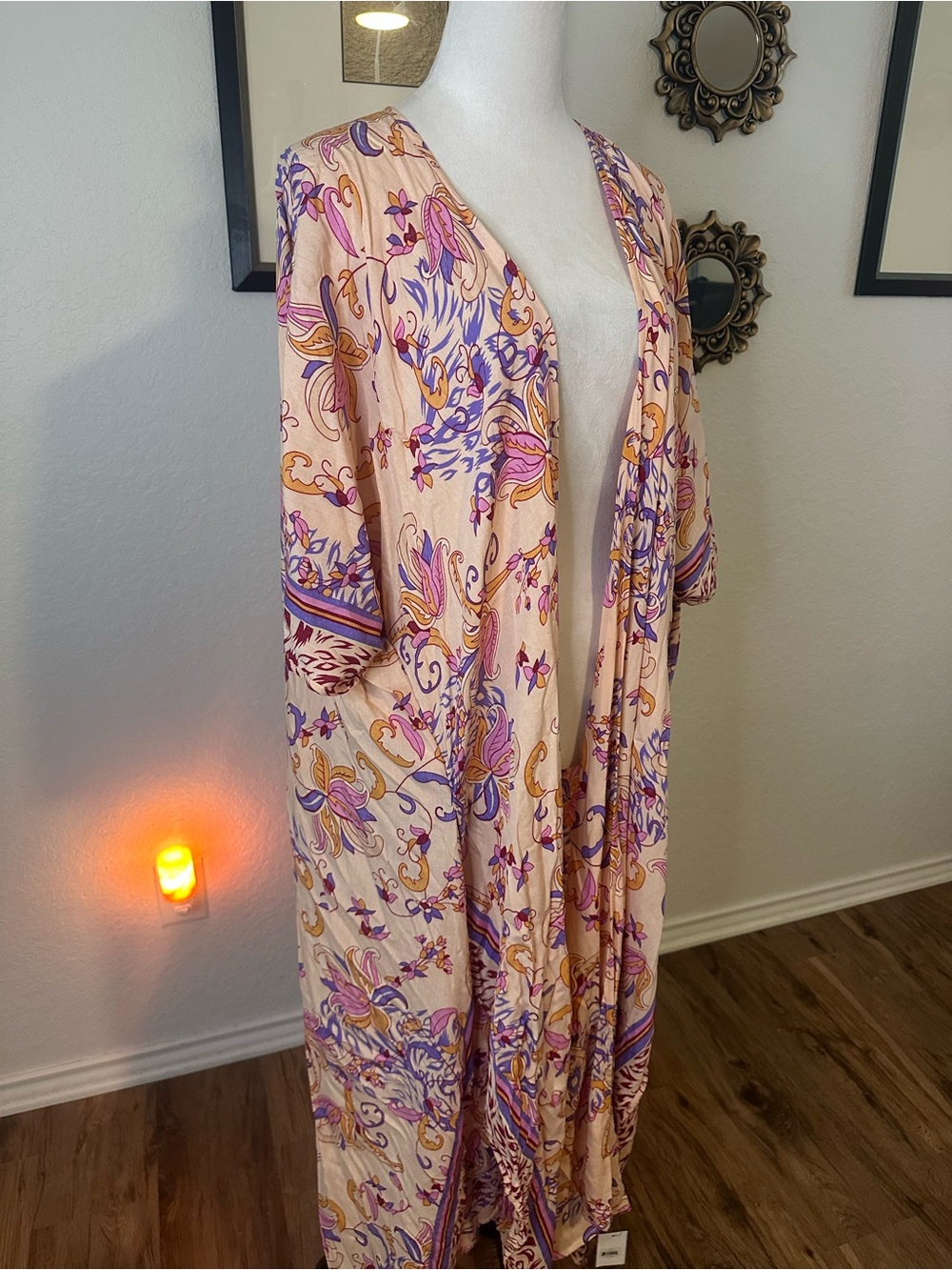 NWT Hadley Wren Bohemian Floral Duster Kimono
